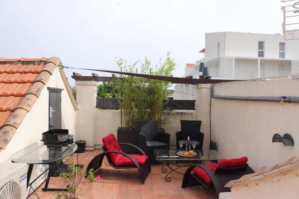 Superbe maison avec toiture terrasse à 5min mer Cannes Exterior foto